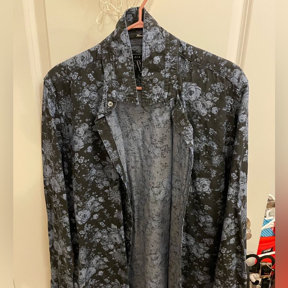 Floral Dress shirt, washed by never worn
